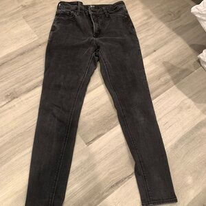 Old navy black skinny jeans, size small/8